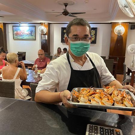 Surin Bay Inn Esterno foto
